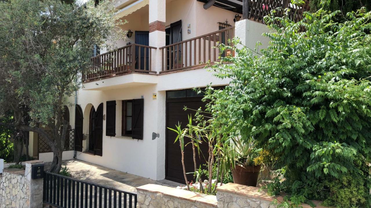 Mediterrania 98 Torroella de Montgrí Exterior photo